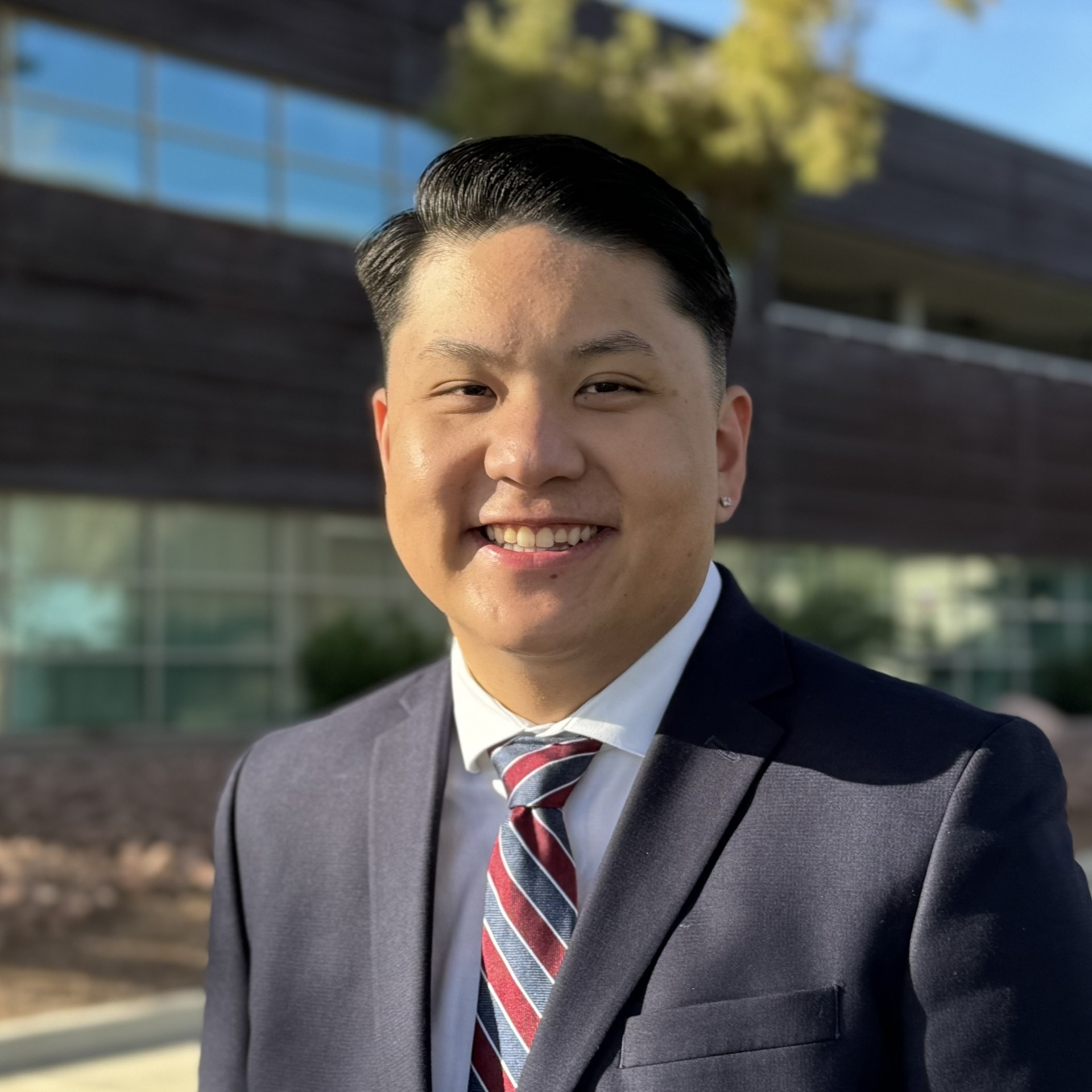 Dr. Simon Guan